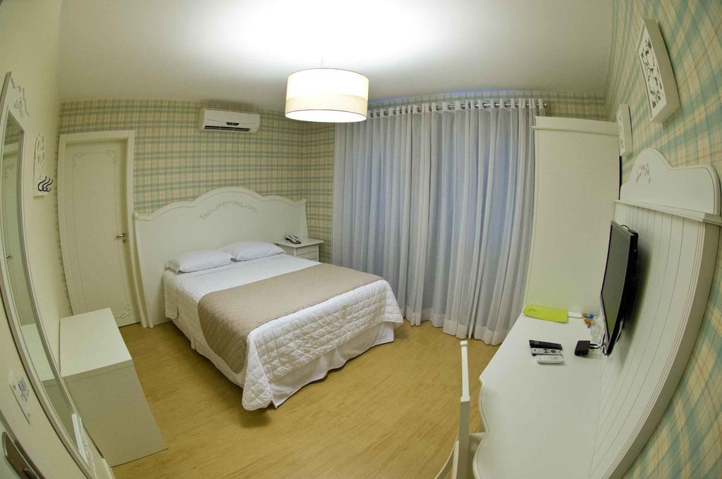 Hotel Oma Zita Forquilhinha Exteriör bild