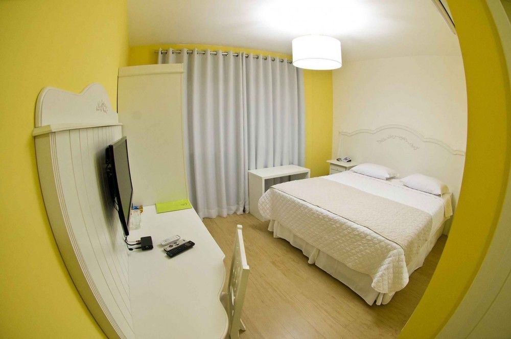 Hotel Oma Zita Forquilhinha Exteriör bild