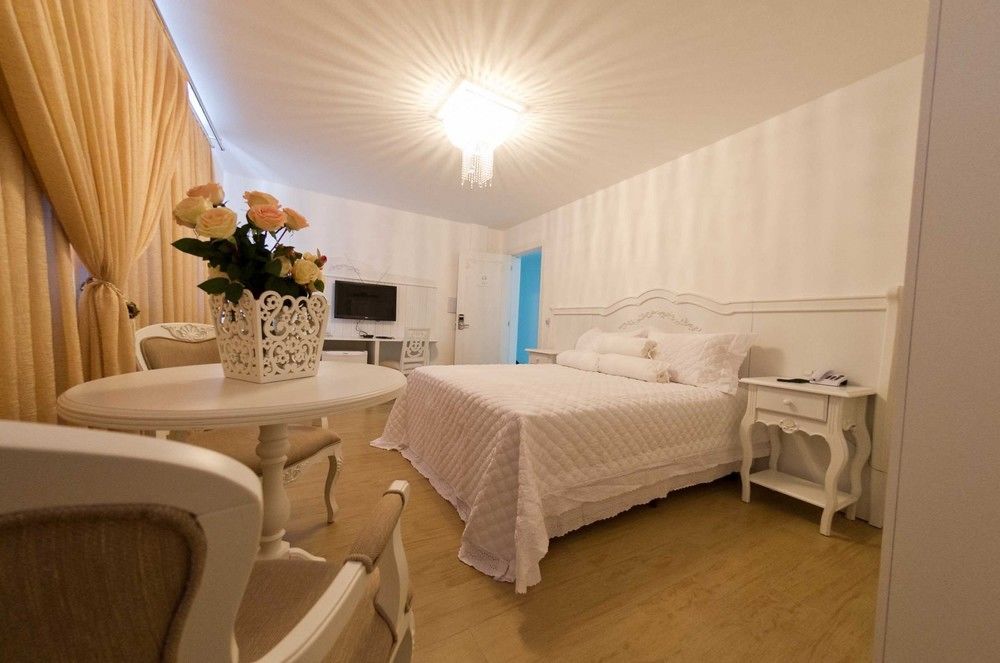 Hotel Oma Zita Forquilhinha Exteriör bild